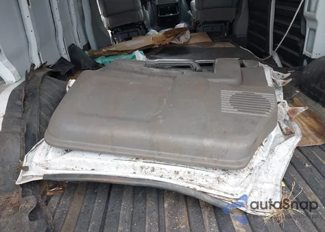 2020 Chevrolet Express G2500 Rwd 2500 Regular Wheelbase Wt из США, поврежденный, VIN 1GCWGAFP3L1261198